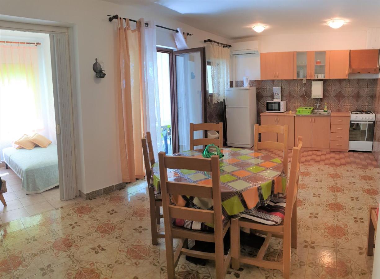 Apartments Josko Barbat Barbat na Rabu エクステリア 写真